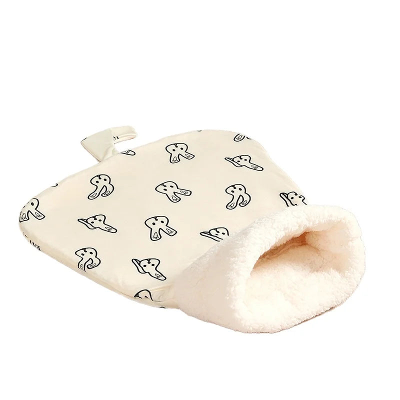 Soft Cuddly Cat Sleeping Bag Fluffy Feel Thickened Pet Pocket Quilt Bed Warm Nest for Kitten Puppy Comfortable Warmth