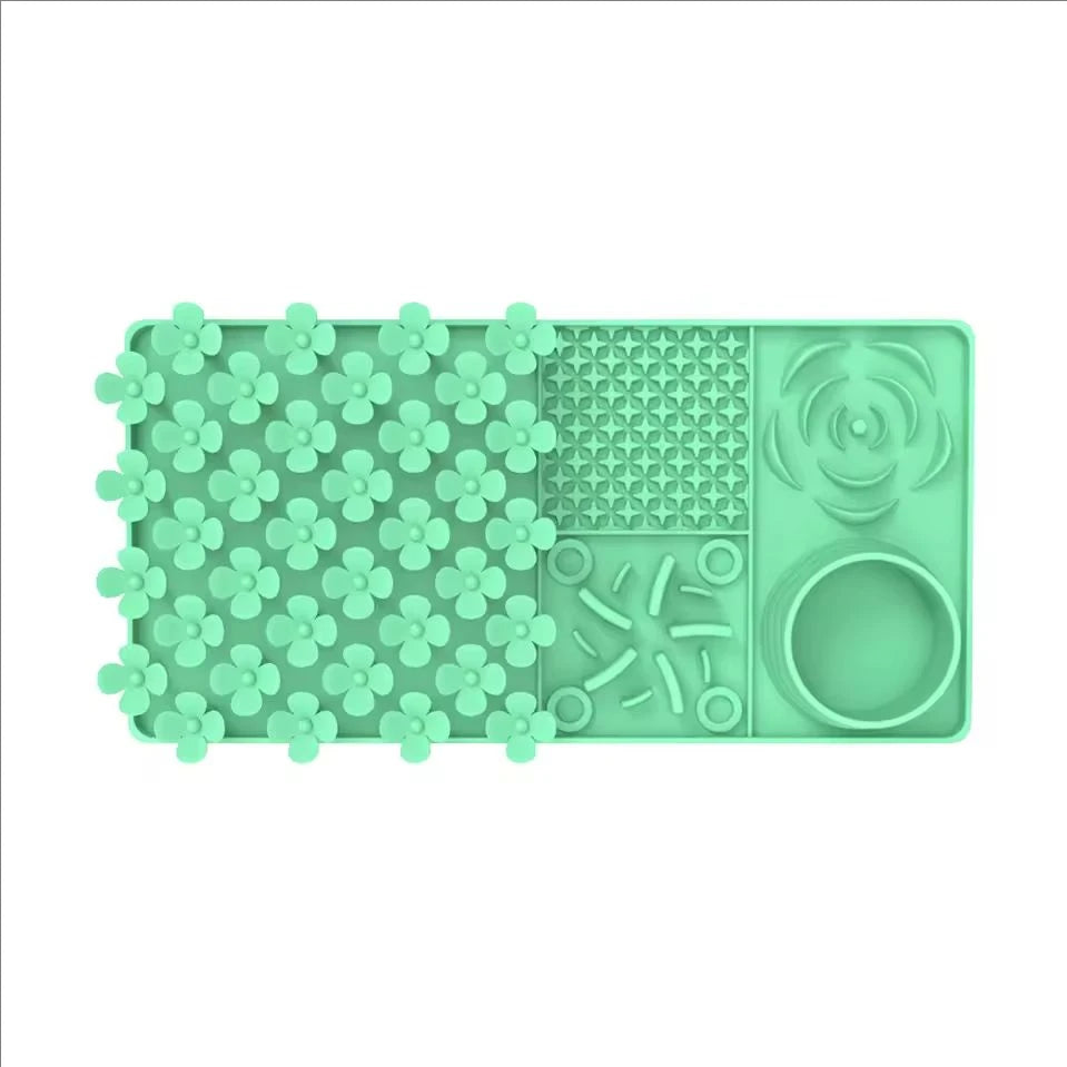 Pet Licking Mat Pet Silicone Eating Ware Dog Slow Food Mat Placemat Dog Feeder Supplies Suction Cup Dog Bathing Distraction