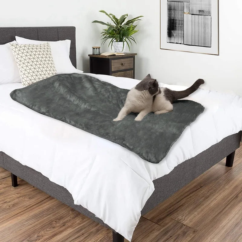 Waterproof Dog Pet Blanket Cover Water-Resistant Pet Blanket for Bed Couch Protection Soft Plush Reversible Blanket for Dog