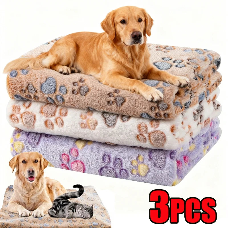 Pet Blanket Cute Dog Paw Print Blanket Pet Mat Warm Comfortable Blanket for Cat Dogs Soft Fluffy Pet Mat Flannel Dog Blanket