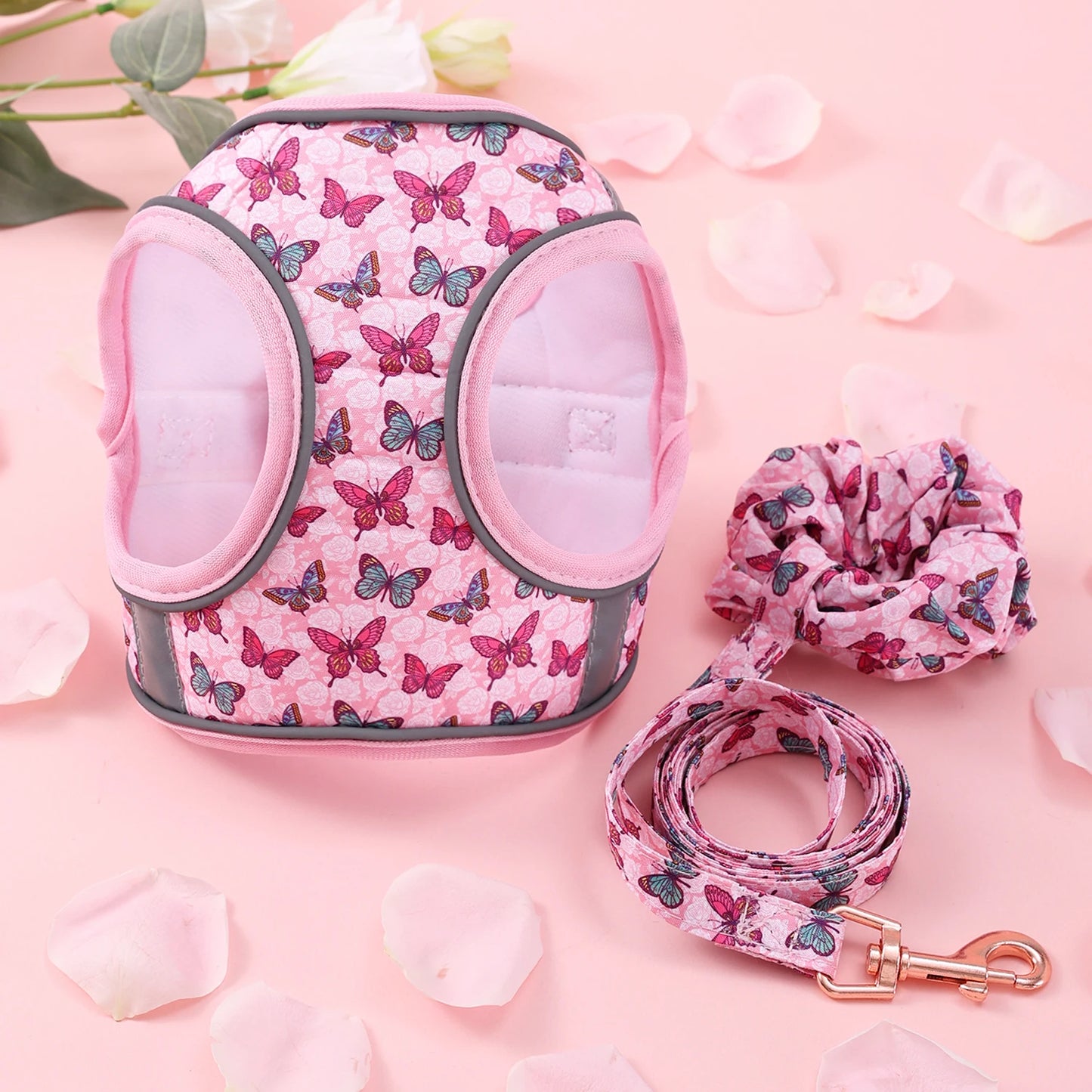 Small Dog Harness Leash Set Cute Traction Bracelet Medium Cat Collar Suit Soft Puppy Vest Harness Adjustable Pet Accessories