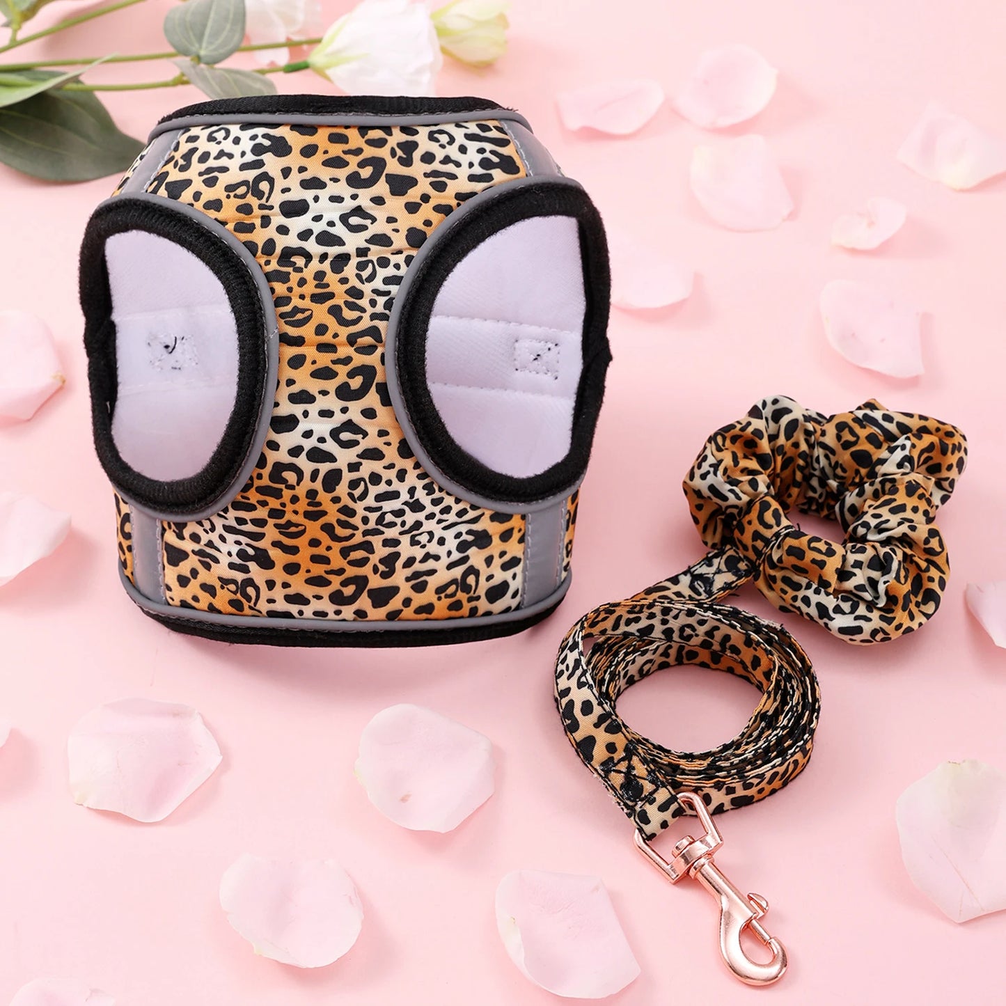 Small Dog Harness Leash Set Cute Traction Bracelet Medium Cat Collar Suit Soft Puppy Vest Harness Adjustable Pet Accessories